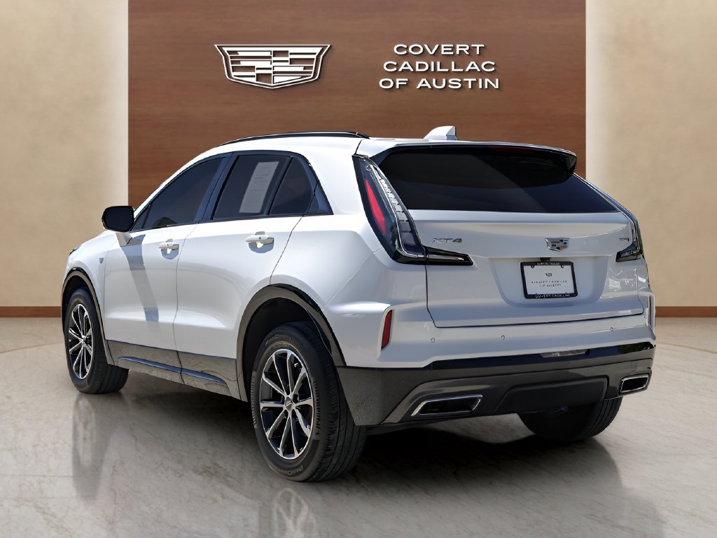 Certified 2025 Cadillac XT4 Sport FWD image 3