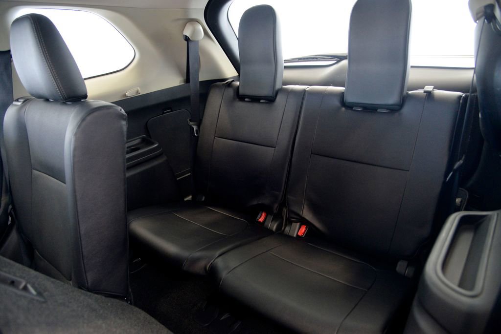 Used 2018 Mitsubishi Outlander SEL image 29