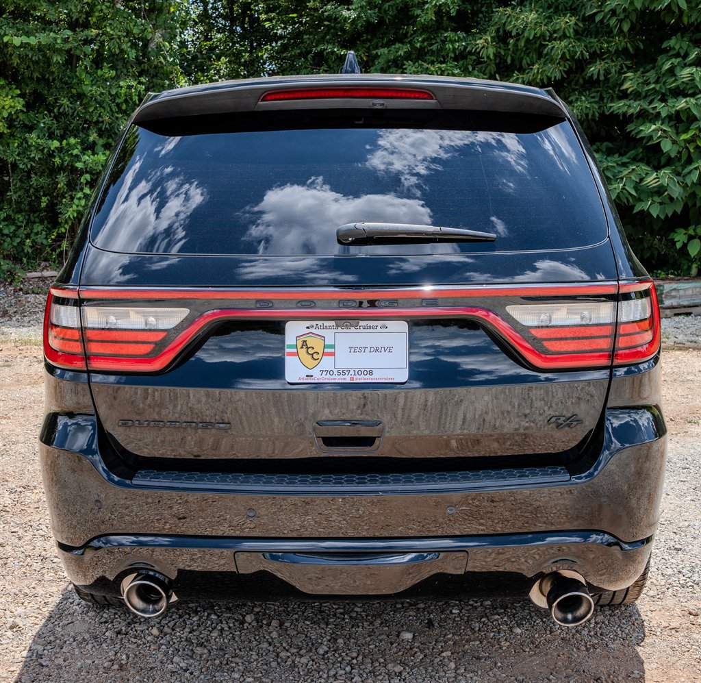 Used 2021 Dodge Durango R/T w/ Blacktop Package RWD image 4