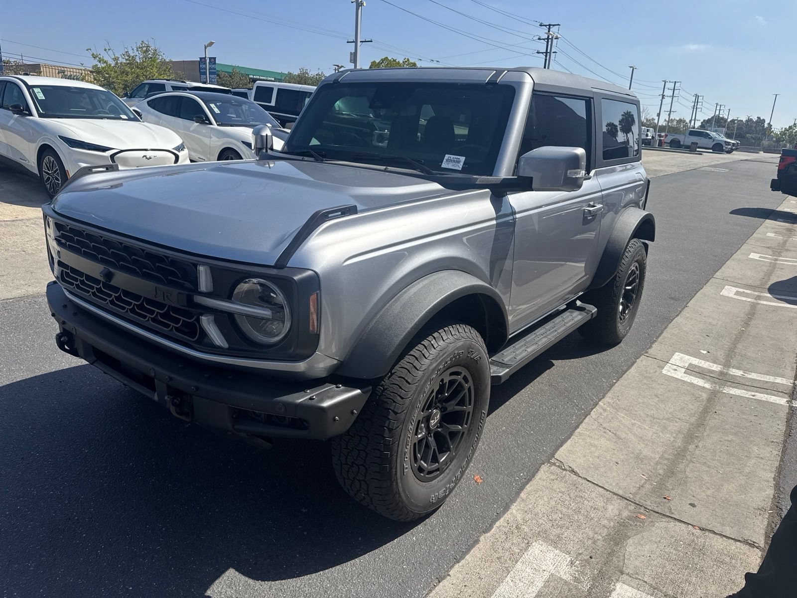 Used 2022 Ford Bronco Outer Banks AWD/4WD image 1