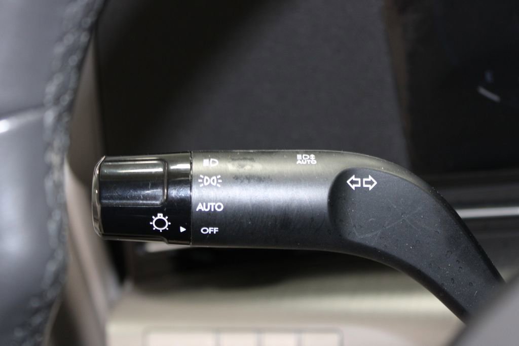 Used 2024 Hyundai Kona SEL w/ Convenience Package image 33