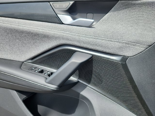 New 2026 Volkswagen Tiguan S AWD/4WD image 6