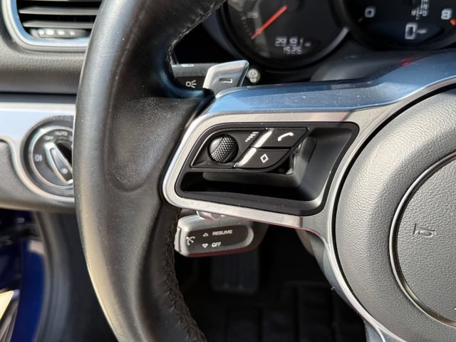 Used 2020 Porsche 718 Boxster RWD image 14