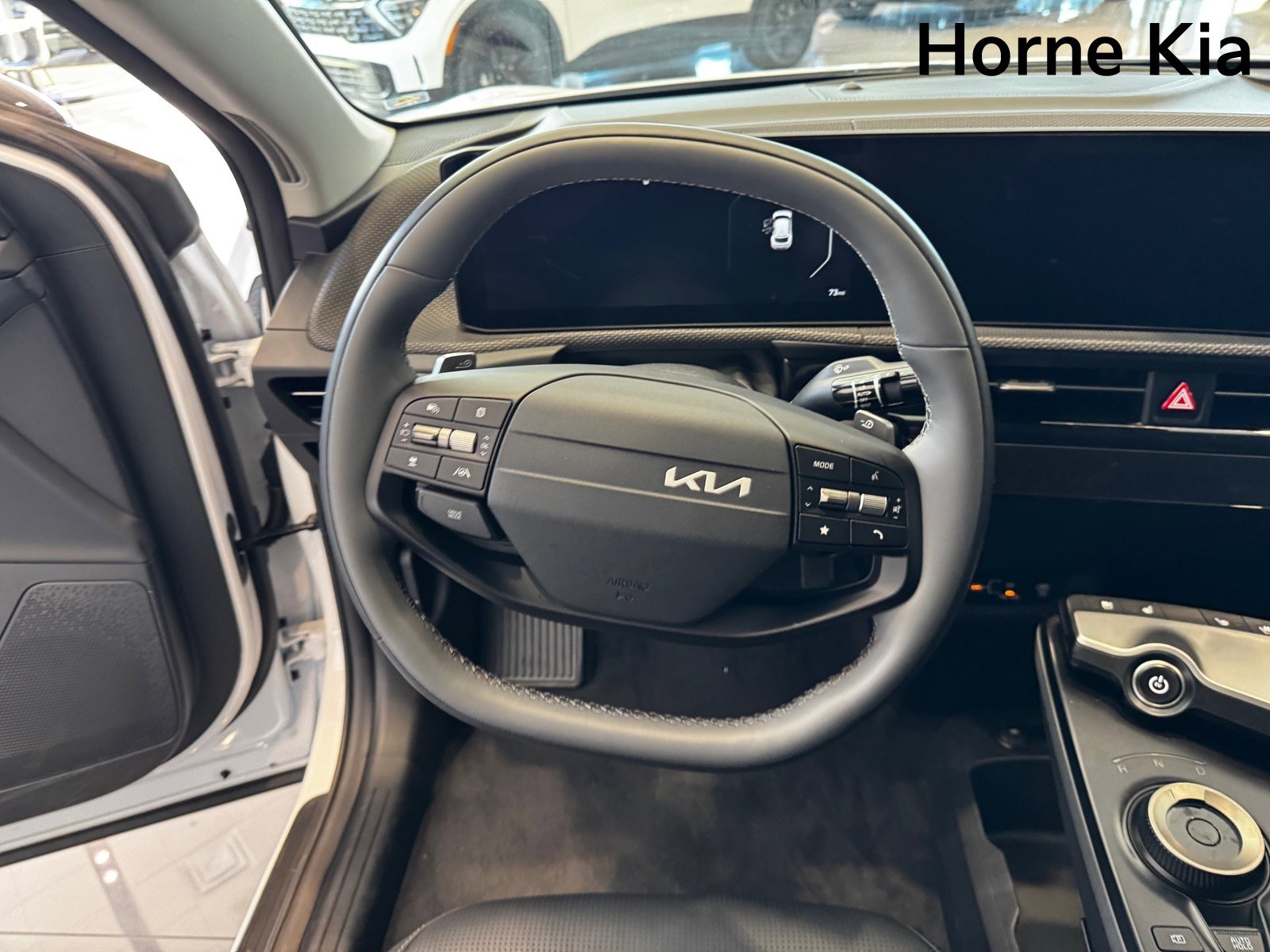 New 2025 Kia EV6 Wind image 14