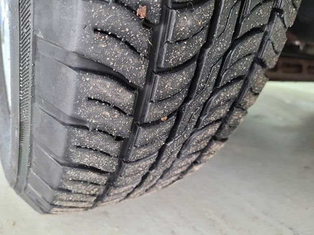 Used 2015 Chrysler Town & Country Touring w/ Driver Convenience Group image 25