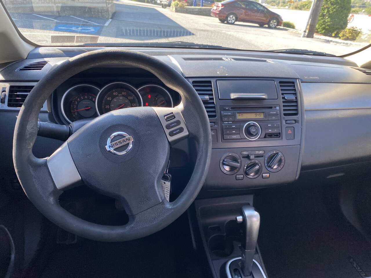 Used 2009 Nissan Versa 1.8 S w/ PWR Pkg FWD image 22