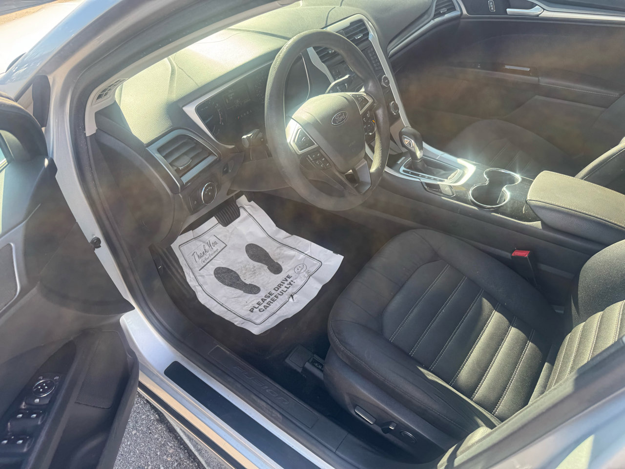 Used 2014 Ford Fusion SE image 10