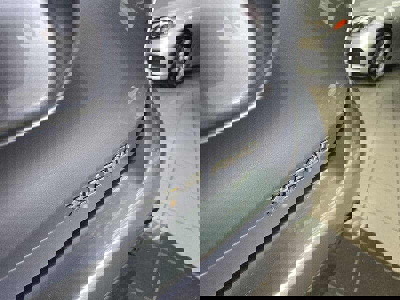 Used 2021 Toyota Highlander XLE image 34