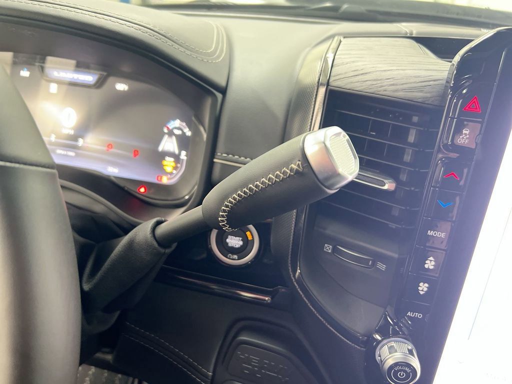 New 2026 RAM 2500 Limited image 18