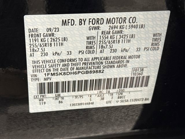 Used 2023 Ford Explorer XLT image 27