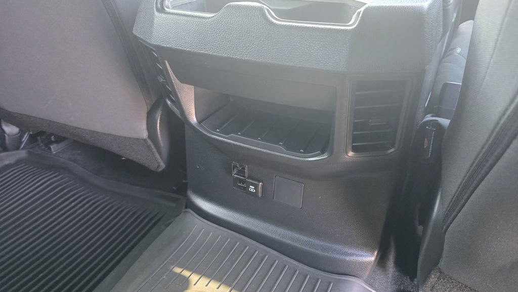Used 2025 Toyota Tundra SR5 AWD/4WD image 8
