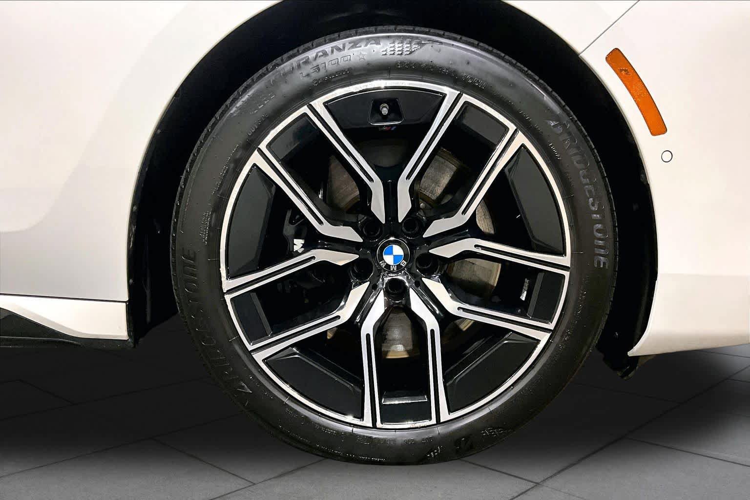 Used 2026 BMW 740i xDrive AWD/4WD image 10