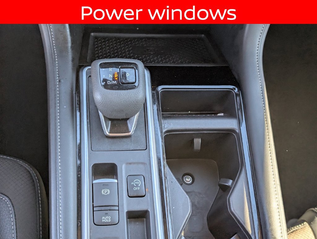 Used 2025 Nissan Pathfinder SL FWD image 20