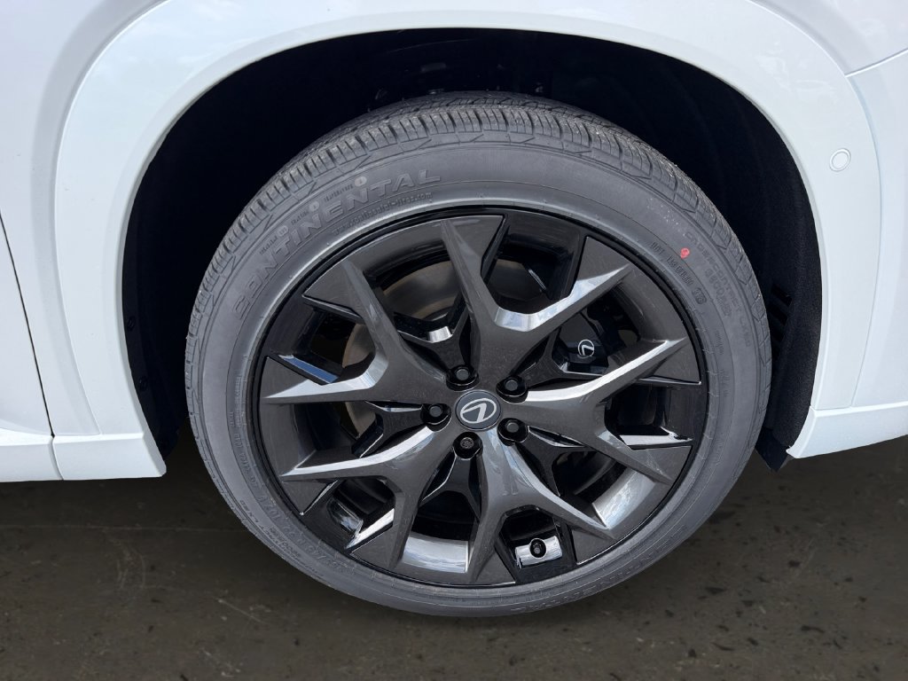 New 2026 Lexus TX 500h AWD image 24