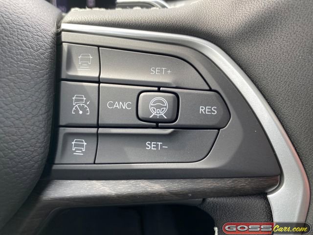 New 2026 Jeep Grand Cherokee Altitude image 19