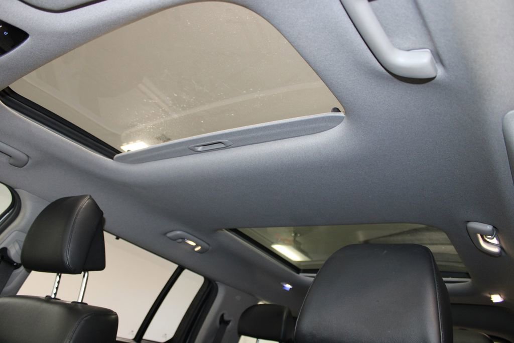 Used 2024 Hyundai Santa Fe Limited image 37