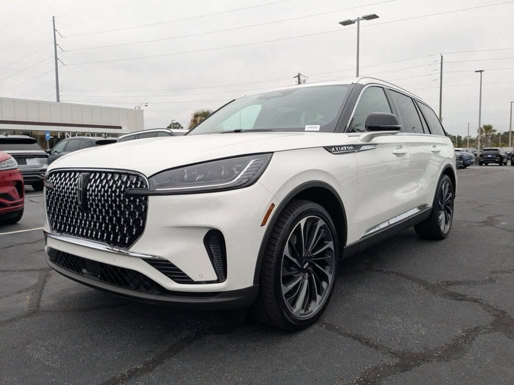 New 2026 Lincoln Aviator Reserve w/ Illumination Package RWD image 8