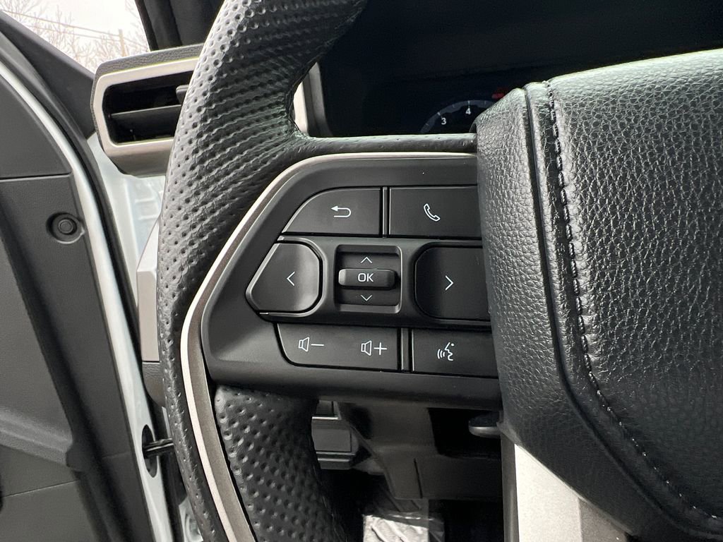 Used 2024 Toyota Tacoma TRD Sport image 29