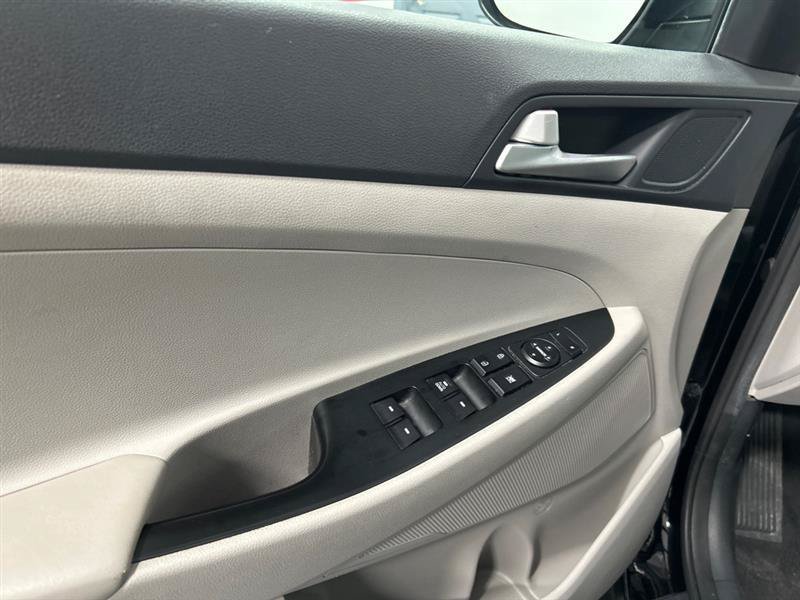Used 2019 Hyundai Tucson SE AWD/4WD image 14