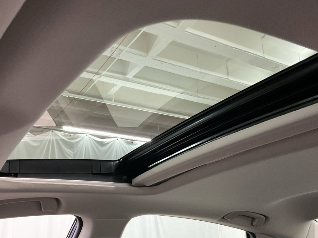 Used 2024 Honda Accord EX image 19