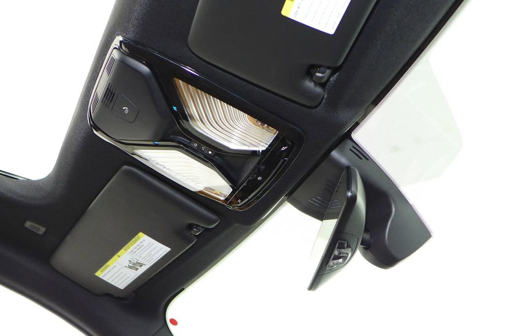 Used 2023 BMW i4 eDrive35 image 17