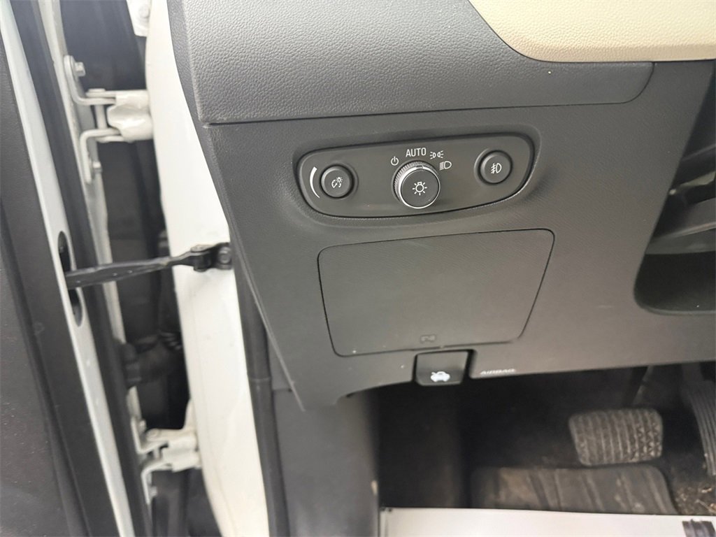 Used 2023 Buick Encore GX Preferred w/ Cold Weather Comfort Package image 27