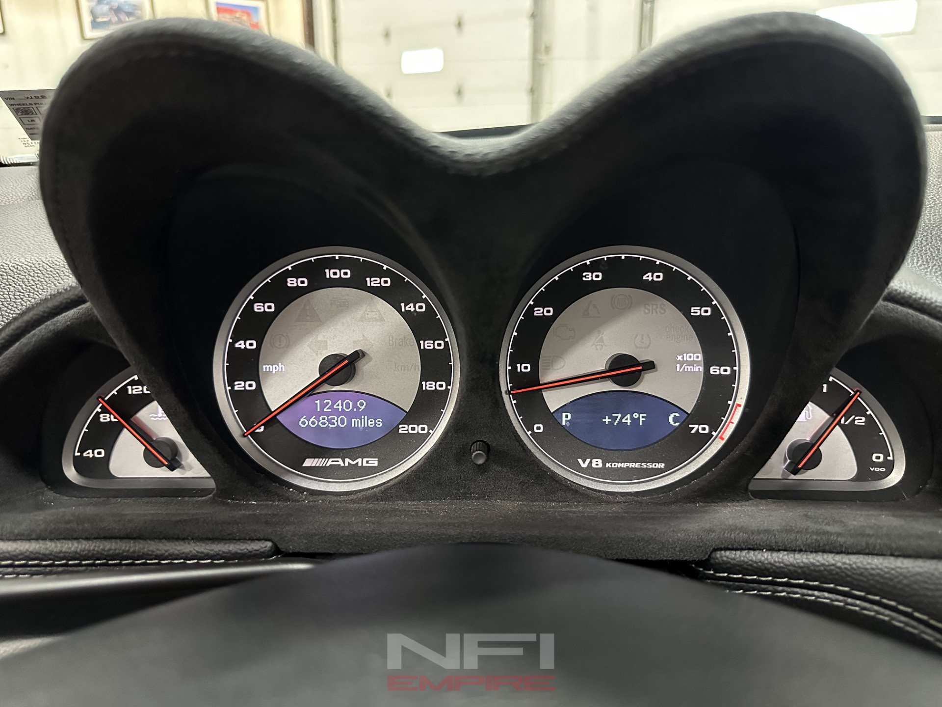 Used 2005 Mercedes-Benz SL 55 AMG image 24