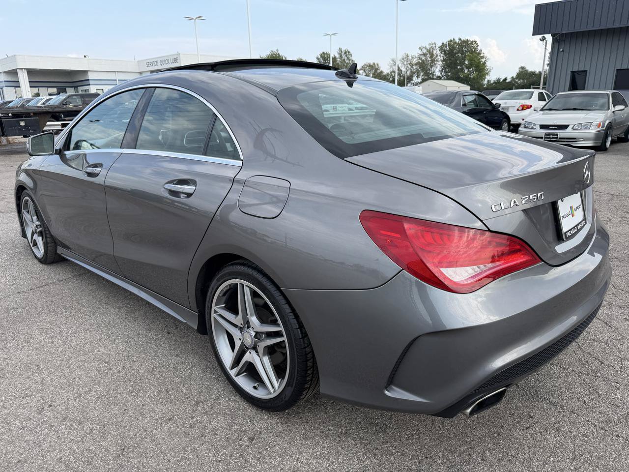 Used 2015 Mercedes-Benz CLA 250 image 4
