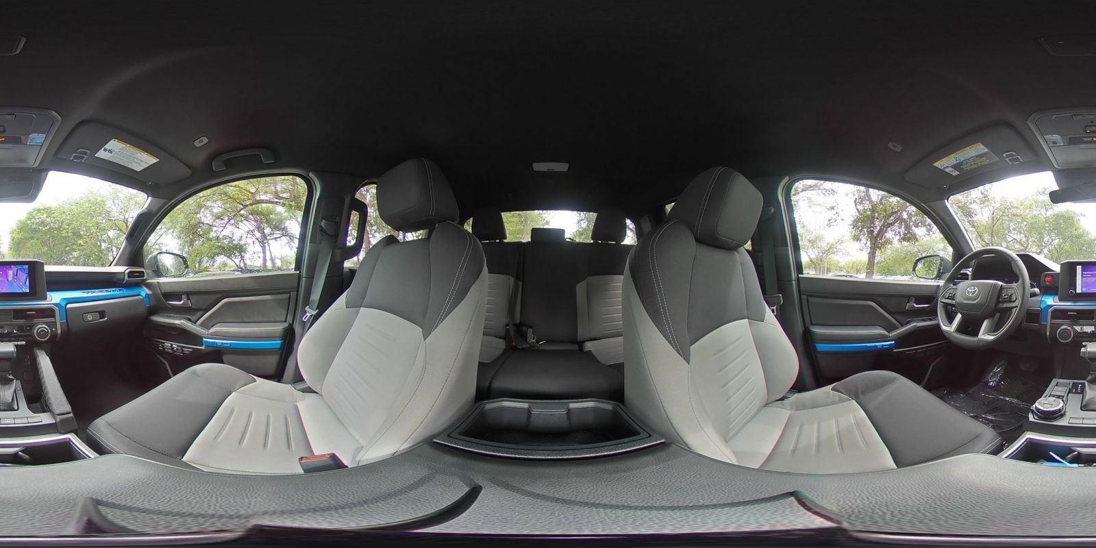 Used 2025 Toyota Tacoma TRD Off-Road image 39