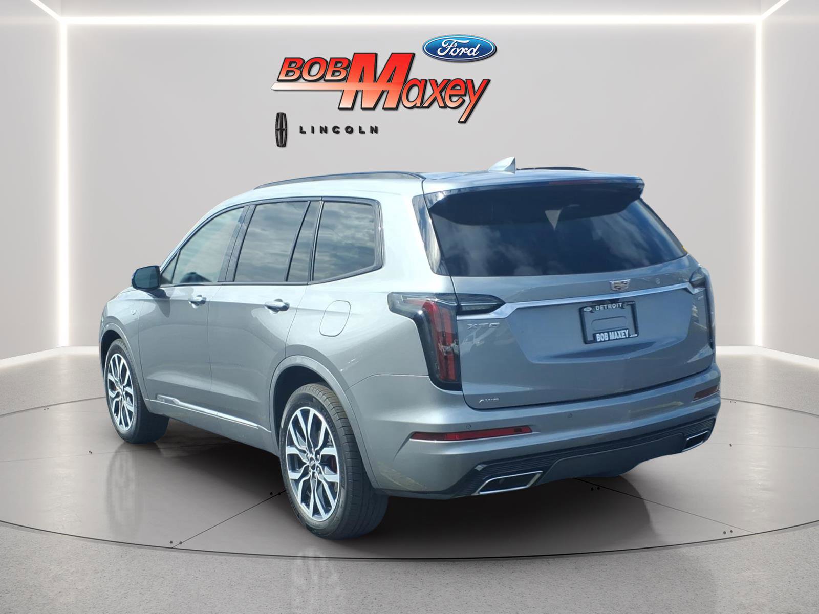 Used 2024 Cadillac XT6 Sport AWD/4WD image 6