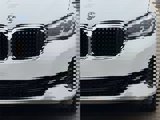 Used 2023 BMW 530e image 8