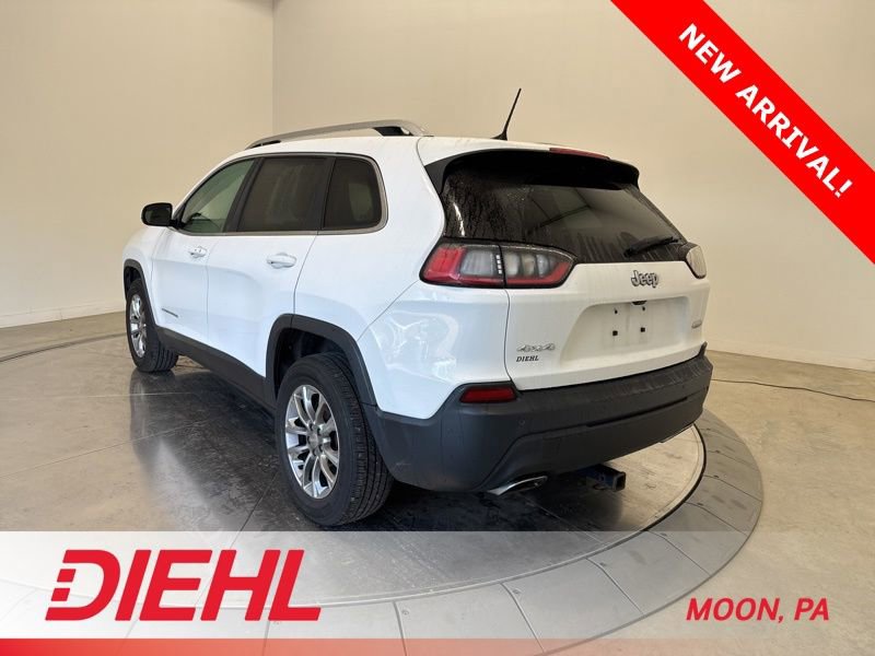 Used 2019 Jeep Cherokee Latitude Plus w/ Cold Weather Group AWD/4WD image 5