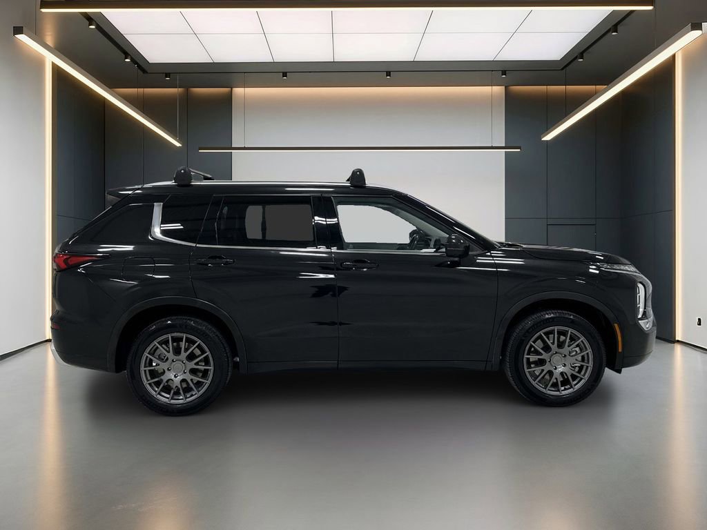 Used 2022 Mitsubishi Outlander SEL FWD image 6