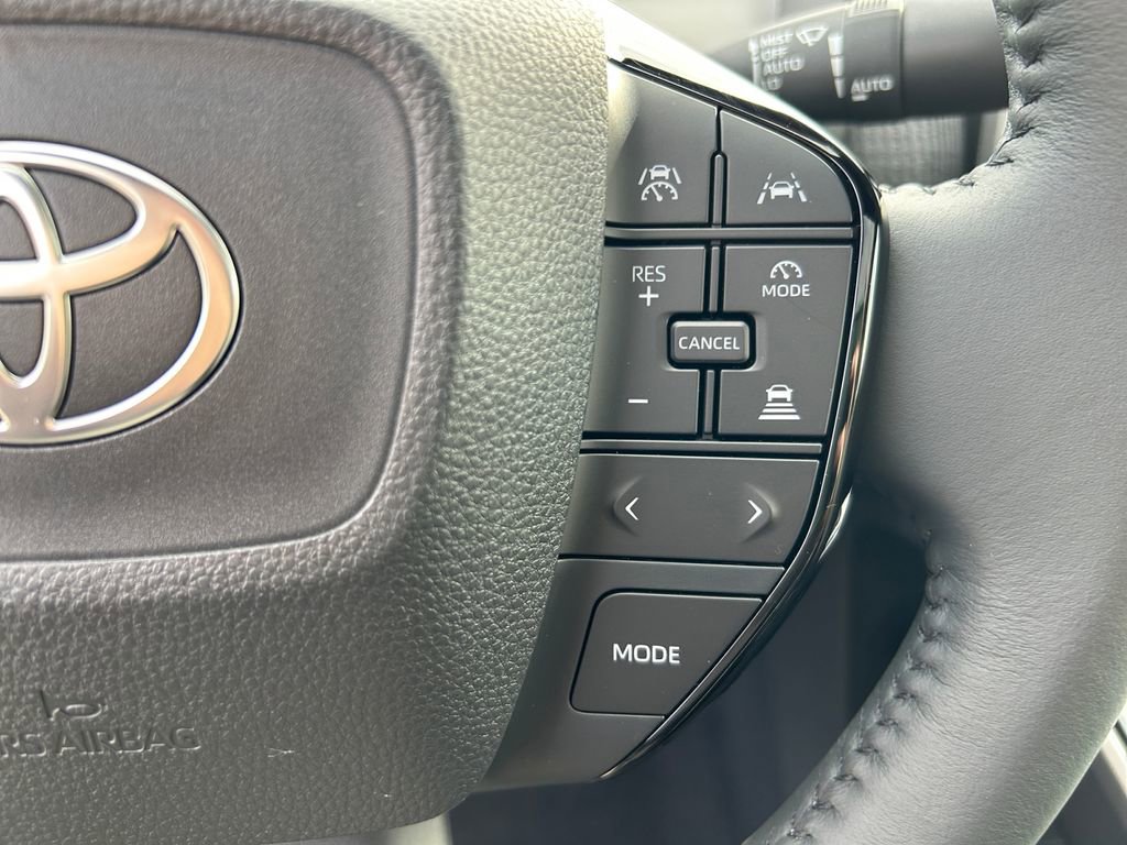Used 2025 Toyota bZ4X FWD w/ Weather Package image 18