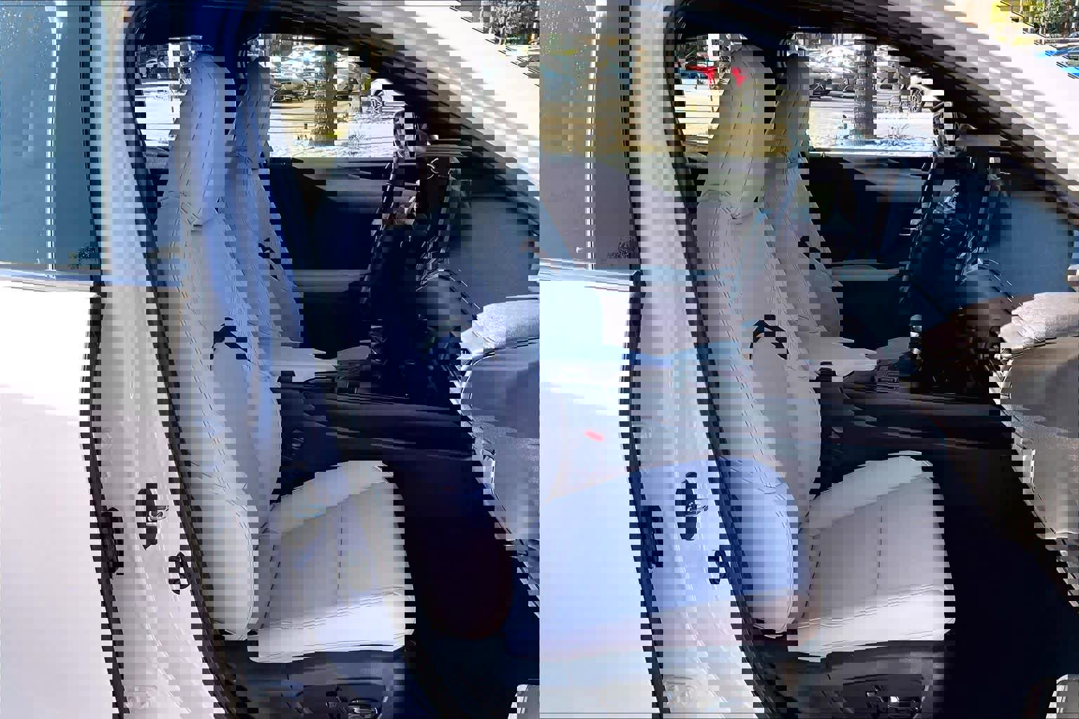 Used 2024 Lexus UX 250h FWD image 8