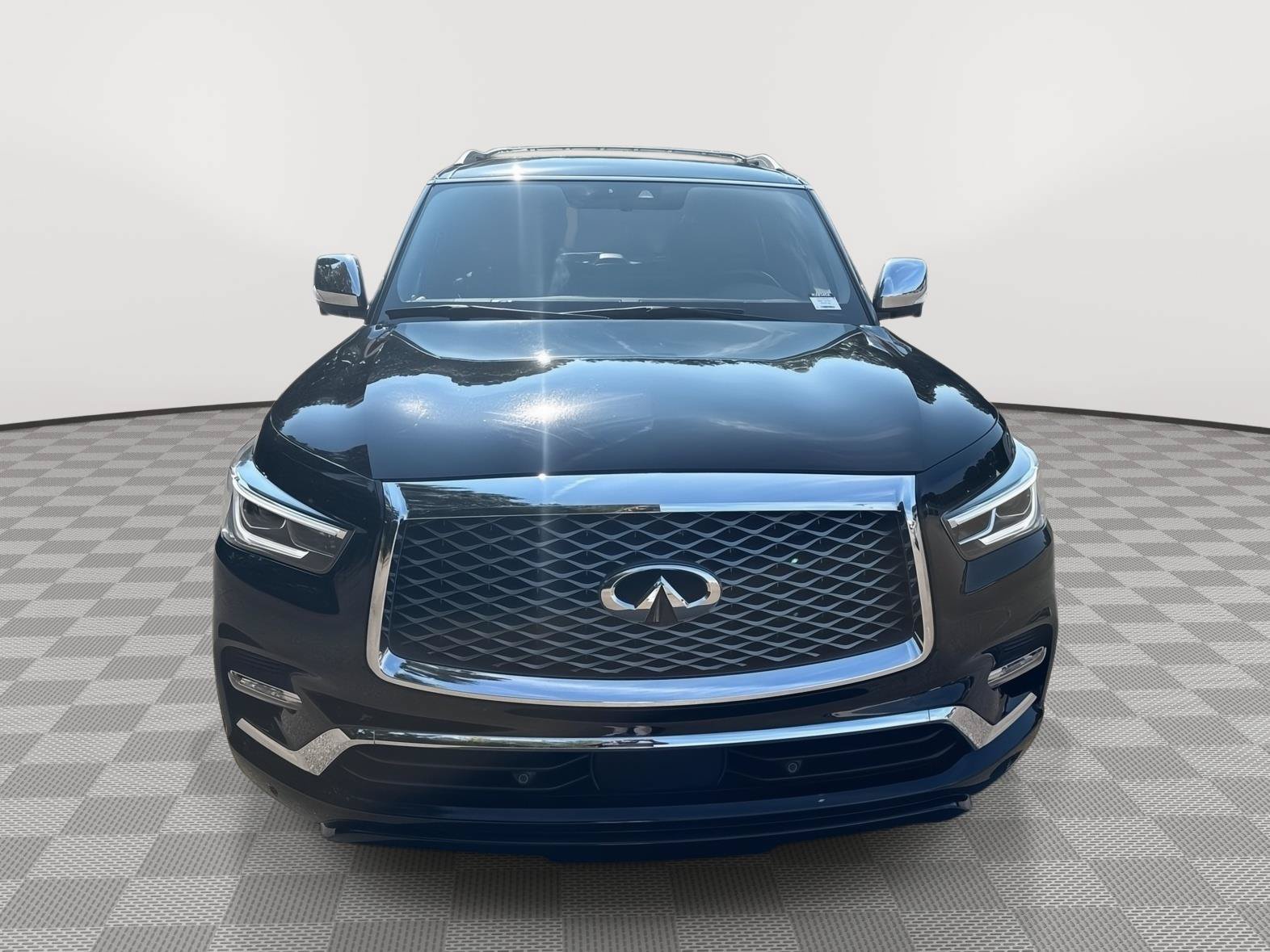 Used 2022 INFINITI QX80 Sensory w/ All-Season Package AWD/4WD image 3