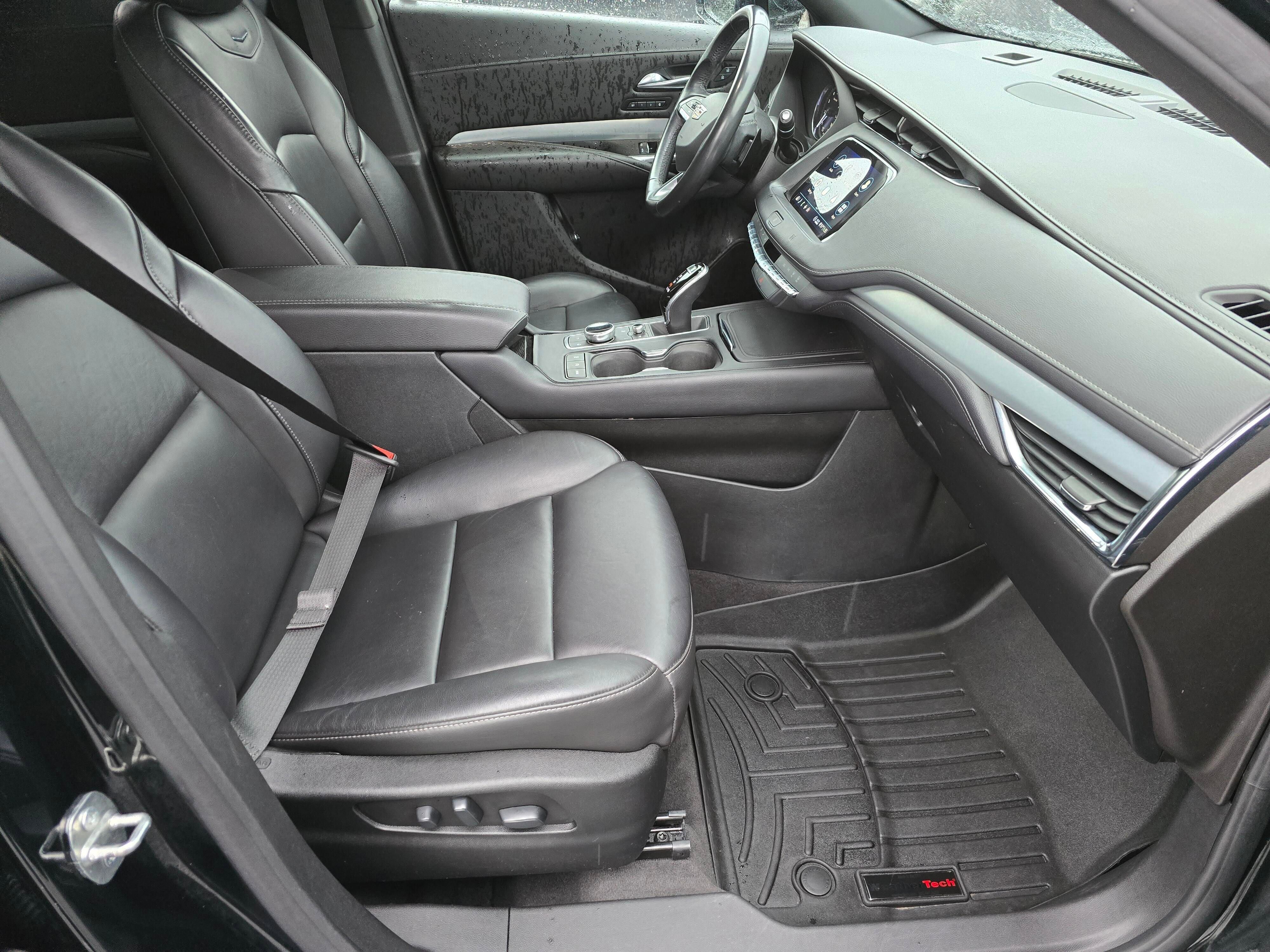 Used 2020 Cadillac XT4 Premium Luxury image 30