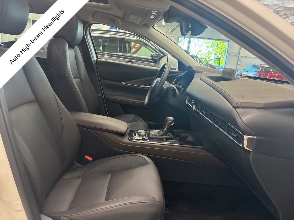 Certified 2023 MAZDA CX-30 AWD 2.5 S w/ Premium Package image 17