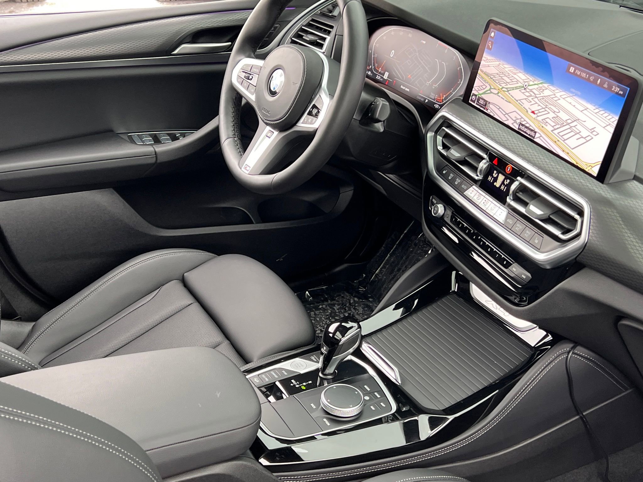 Used 2024 BMW X4 xDrive30i w/ M Sport Package image 14