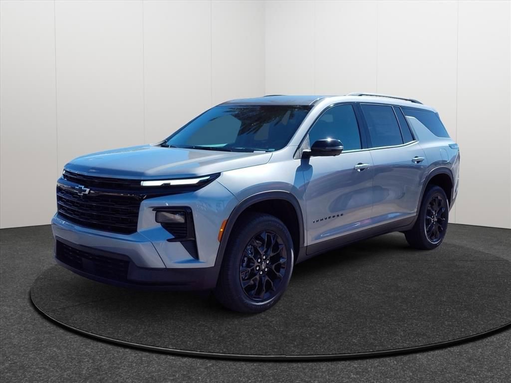 New 2026 Chevrolet Traverse LT image 3