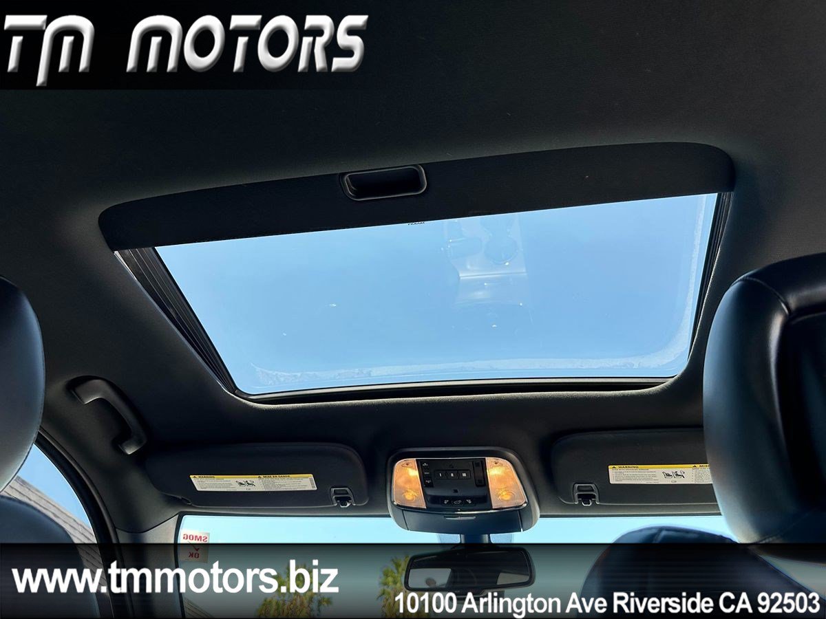 Used 2014 Jeep Grand Cherokee Altitude AWD/4WD image 8