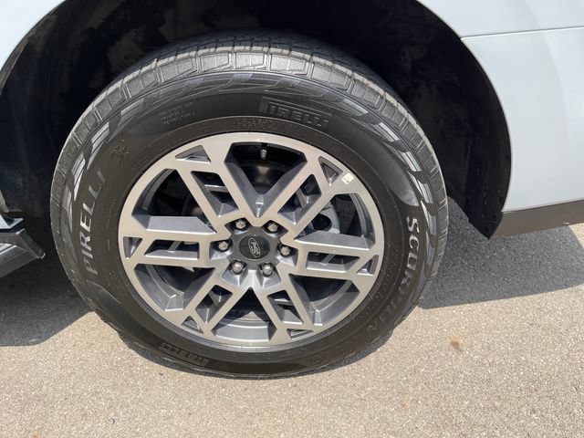 Used 2025 Ford Expedition Active AWD/4WD image 46