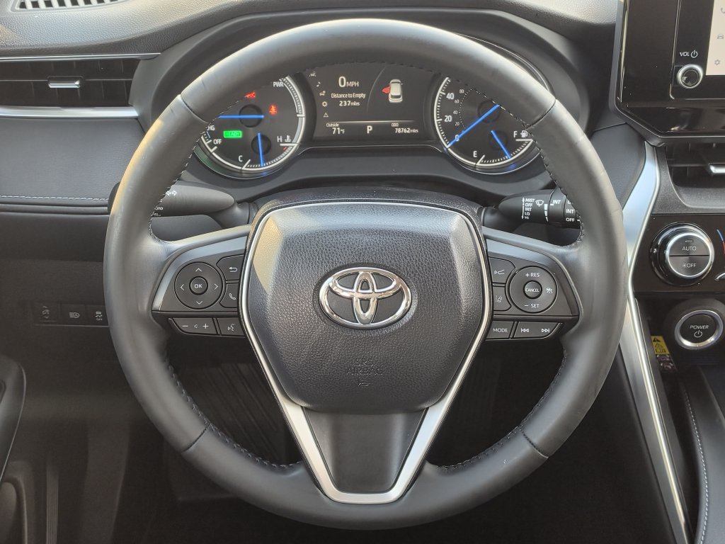 Used 2023 Toyota Venza LE AWD/4WD image 14