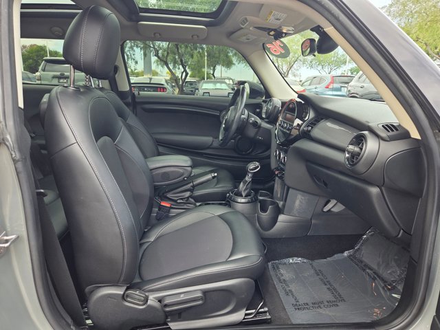 Used 2016 MINI Cooper 2-Door Hardtop FWD image 25