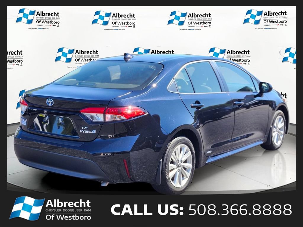 Used 2024 Toyota Corolla LE w/ LE Convenience Package AWD/4WD image 5