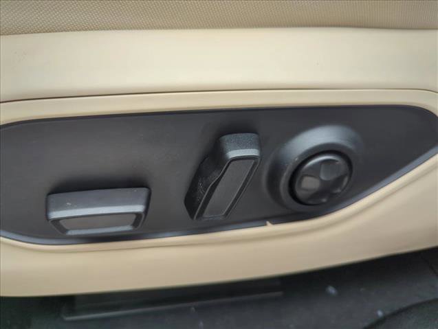 New 2026 Jeep Grand Cherokee Limited w/ Limited Altitude Package RWD image 19