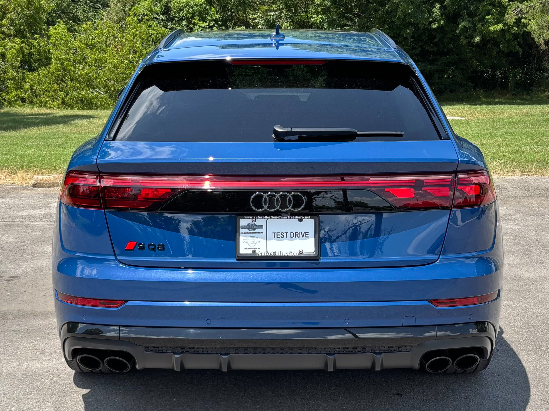 Used 2024 Audi SQ8 Prestige AWD/4WD image 6