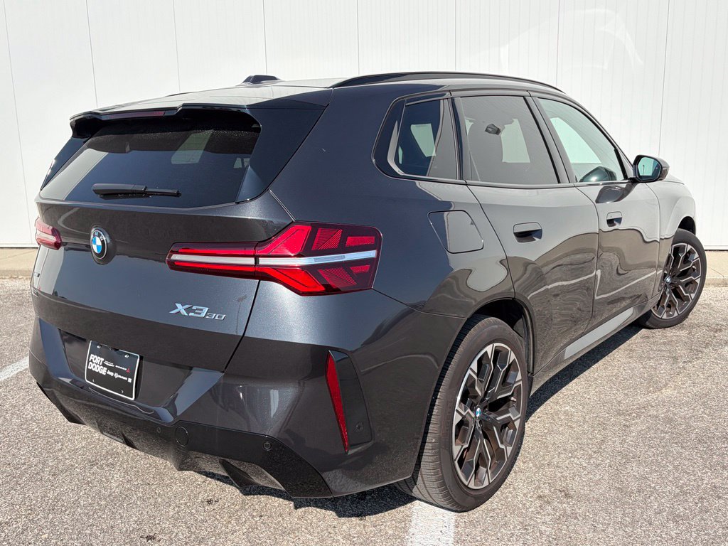 Used 2025 BMW X3 xDrive30i w/ Premium Package AWD/4WD image 7