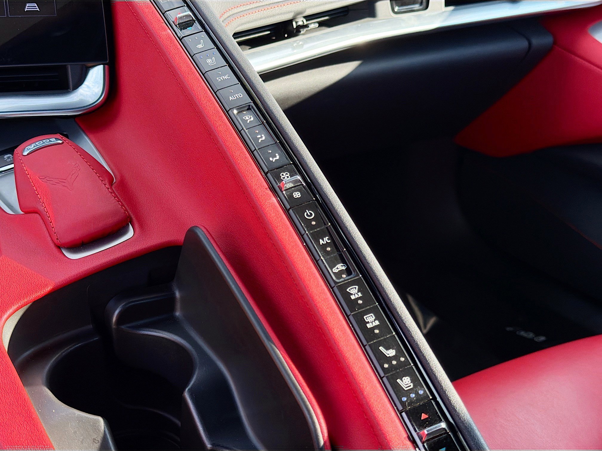 Used 2022 Chevrolet Corvette Stingray Preferred Conv w/ 2LT image 29