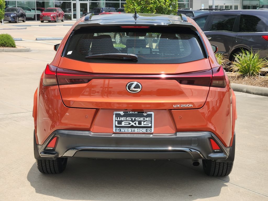 Certified 2023 Lexus UX 250h F Sport FWD image 6